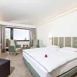 Alpin- Sporthotel, Summercard Included - September 4* Zell am See