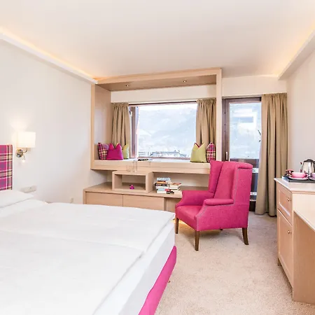 Alpin- Sporthotel, Summercard Included - September 호텔
