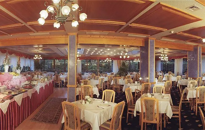 Ξενοδοχείο Alpin- Sporthotel, Summercard Included - September 4*